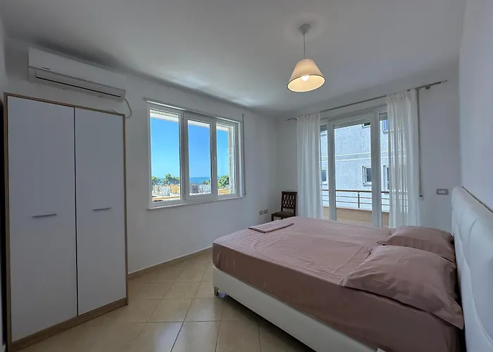 Bella\'S Apartments